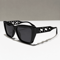 Oversized Black Square Navigator